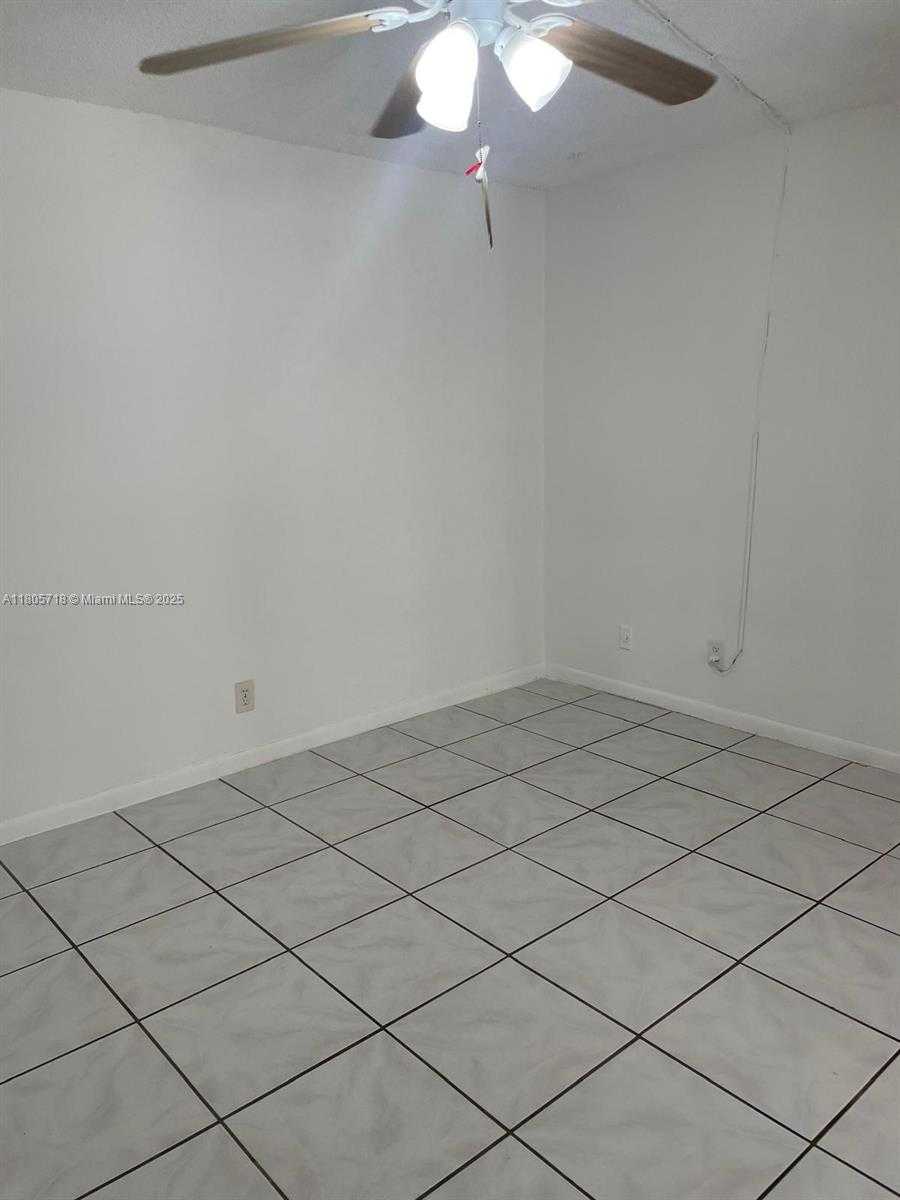 Small Image of 810 SOUTH WEST 73RD AVE #9, North Lauderdale Number 4