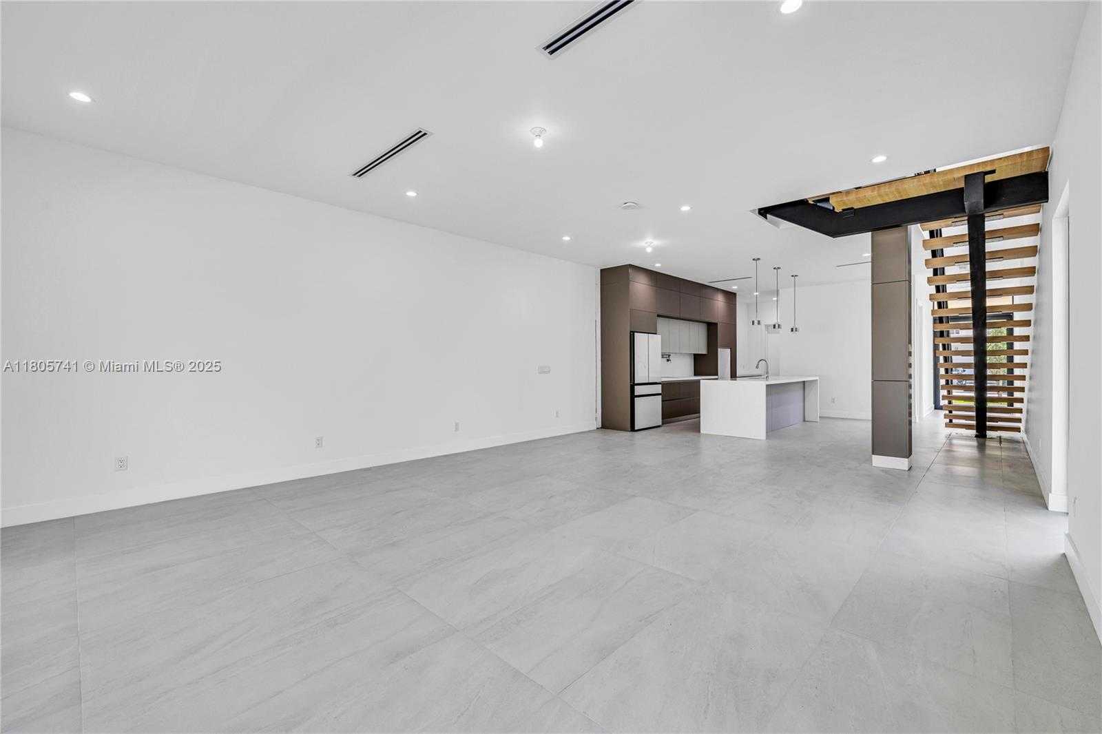Small Image of 1233 NORTH EAST 12TH AVE #B, Fort Lauderdale Number 17