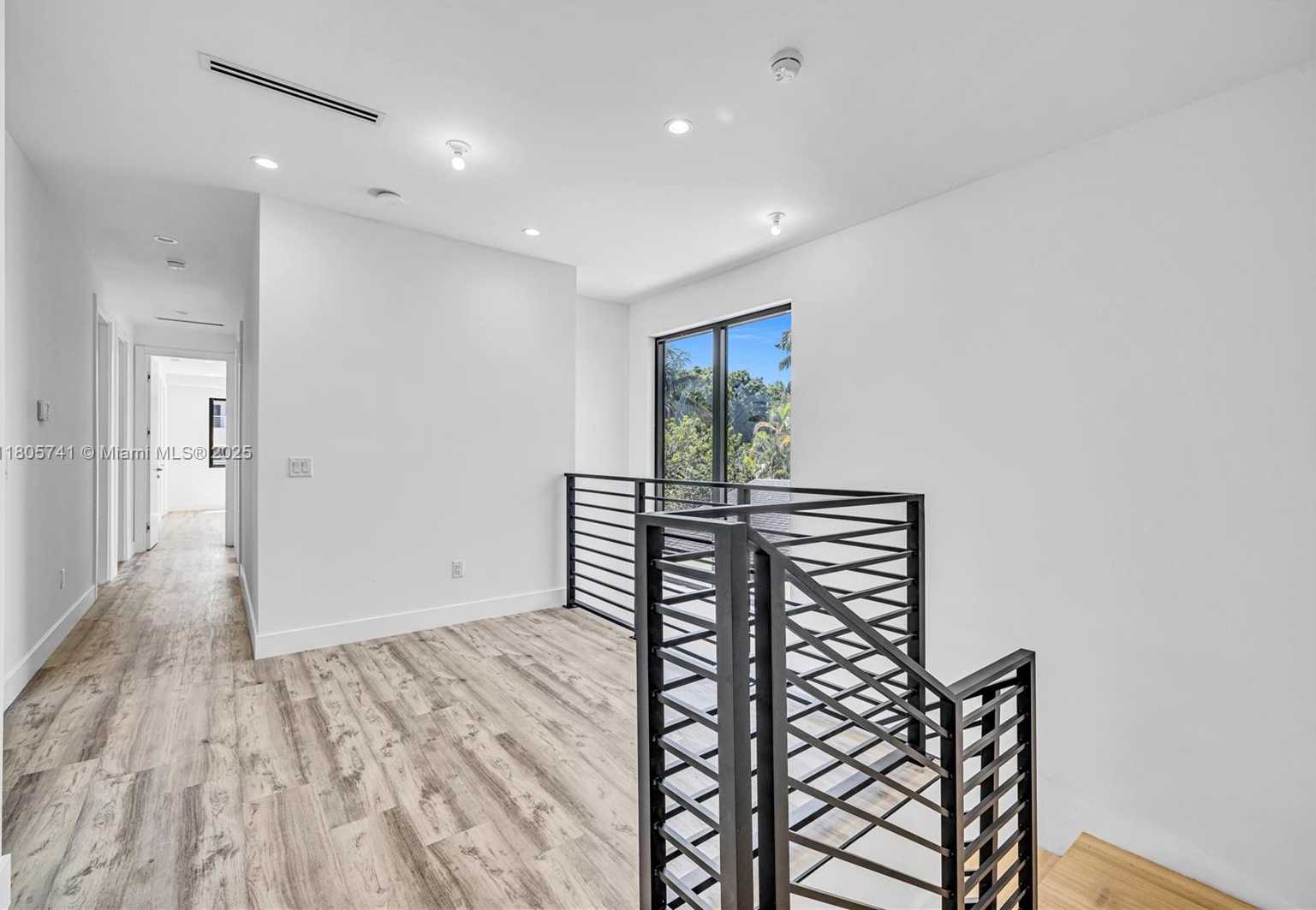 Small Image of 1233 NORTH EAST 12TH AVE #B, Fort Lauderdale Number 27