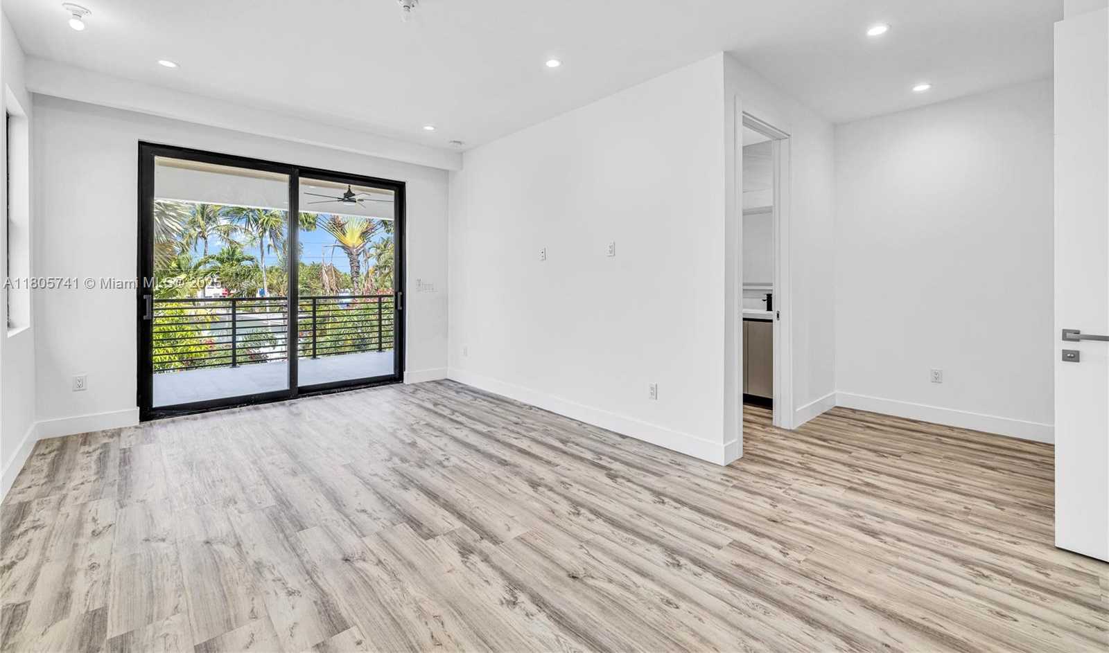Small Image of 1233 NORTH EAST 12TH AVE #B, Fort Lauderdale Number 31