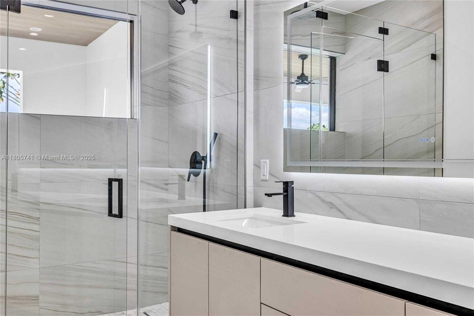 Small Image of 1233 NORTH EAST 12TH AVE #B, Fort Lauderdale Number 38