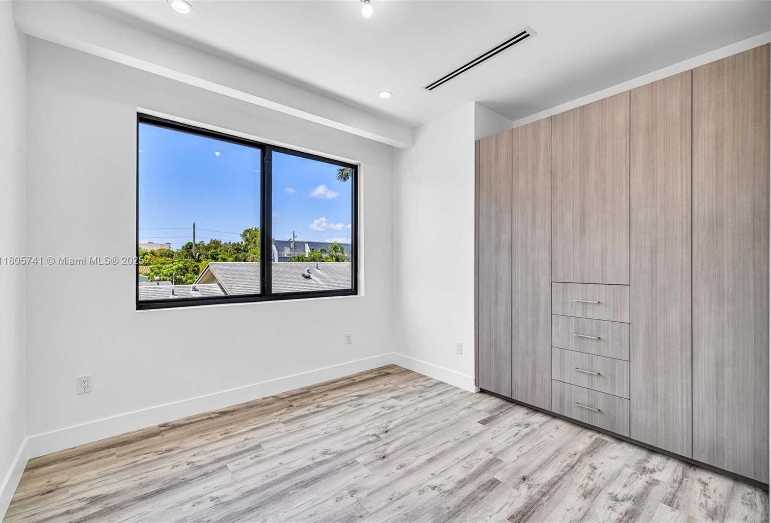 Small Image of 1233 NORTH EAST 12TH AVE #B, Fort Lauderdale Number 50