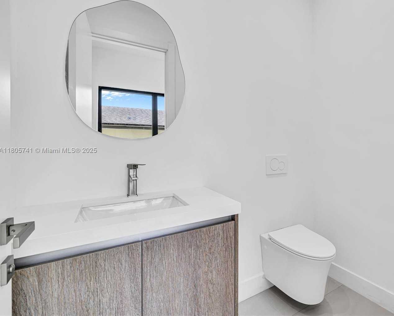 Small Image of 1233 NORTH EAST 12TH AVE #B, Fort Lauderdale Number 8