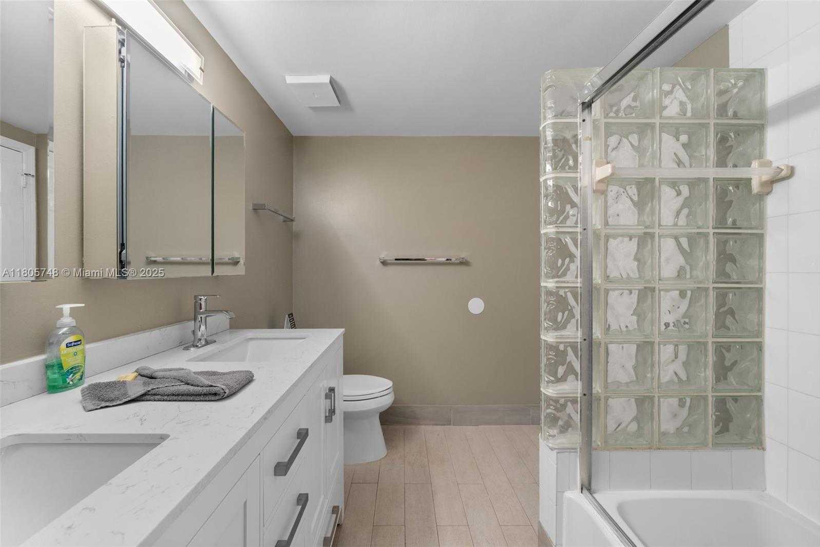 Small Image of 18260 NORTH BAY RD #316, Sunny Isles Beach Number 18