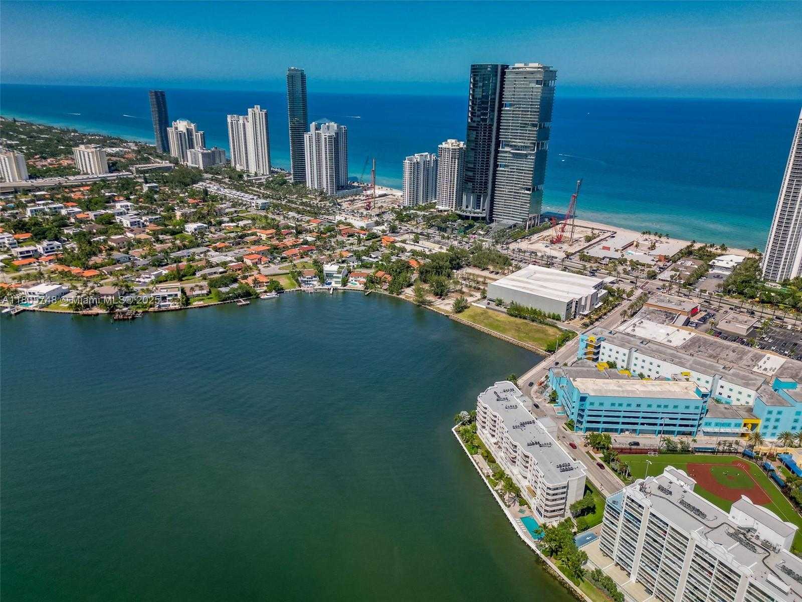 Small Image of 18260 NORTH BAY RD #316, Sunny Isles Beach Number 28