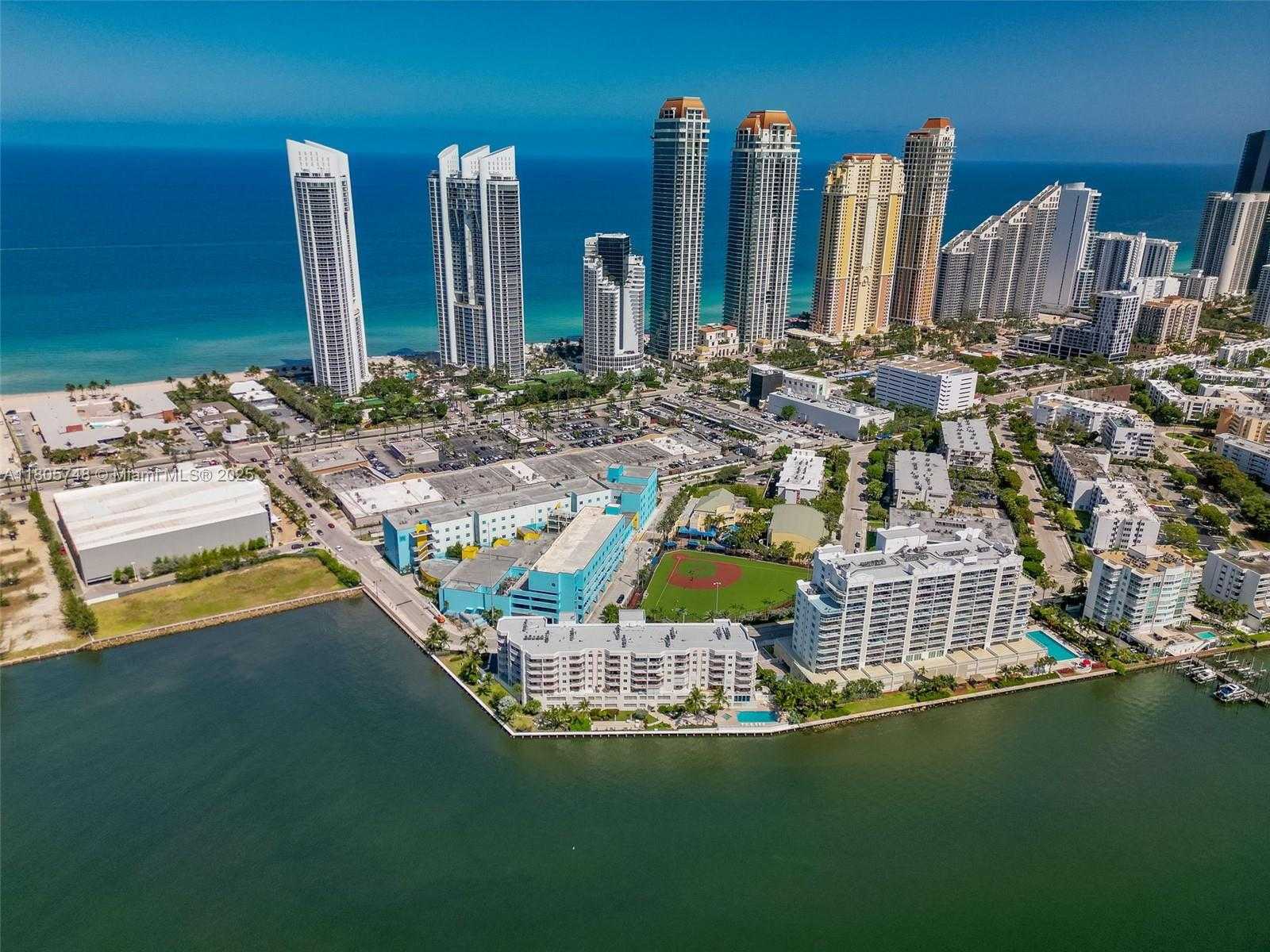 Small Image of 18260 NORTH BAY RD #316, Sunny Isles Beach Number 29