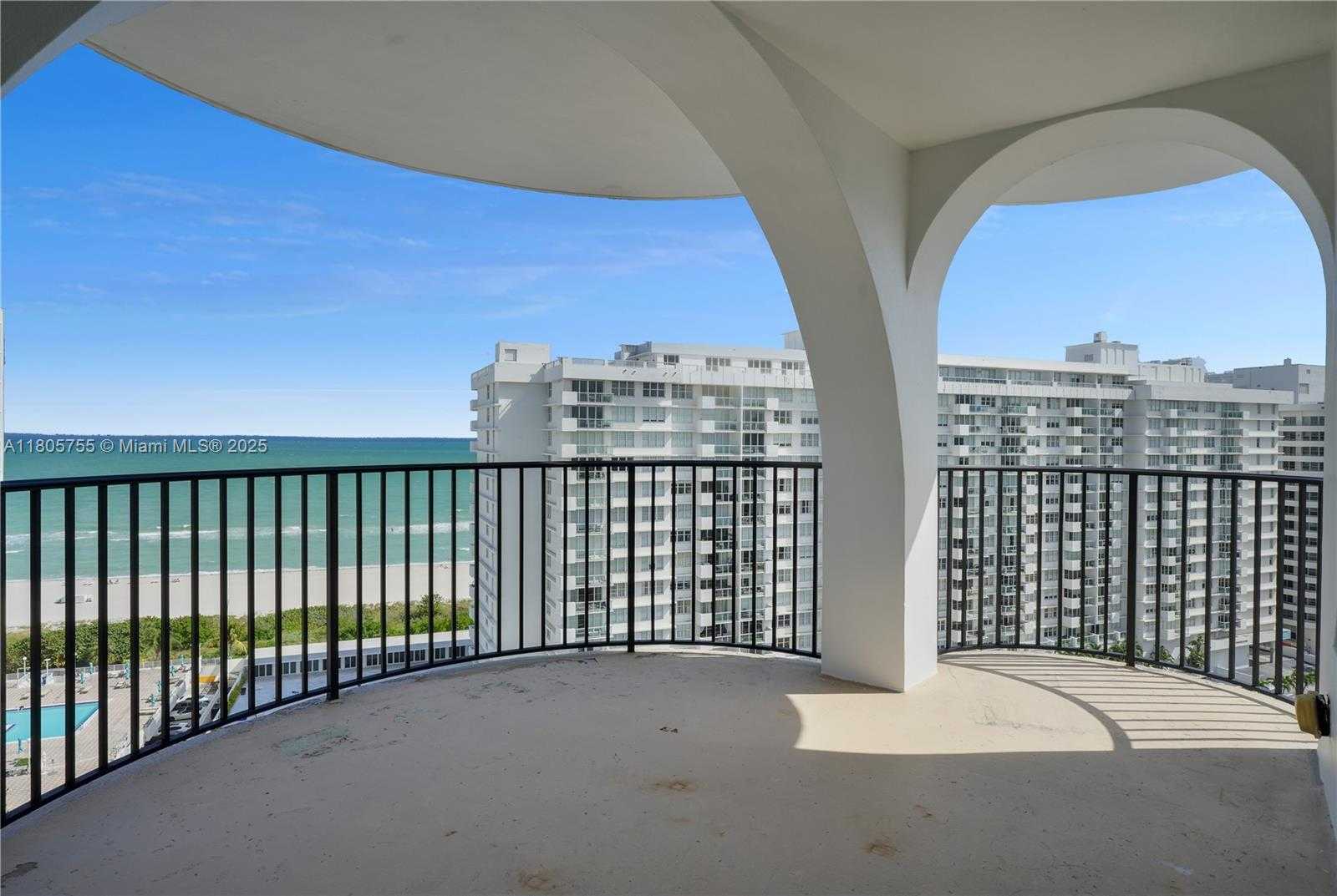 Small Image of 5660 COLLINS AVE #15B, Miami Beach Number 2
