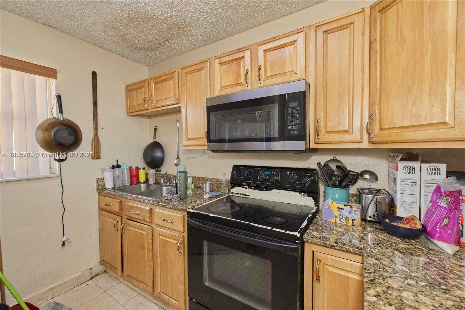 Small Image of 1750 WEST 46TH ST #503, Hialeah Number 10