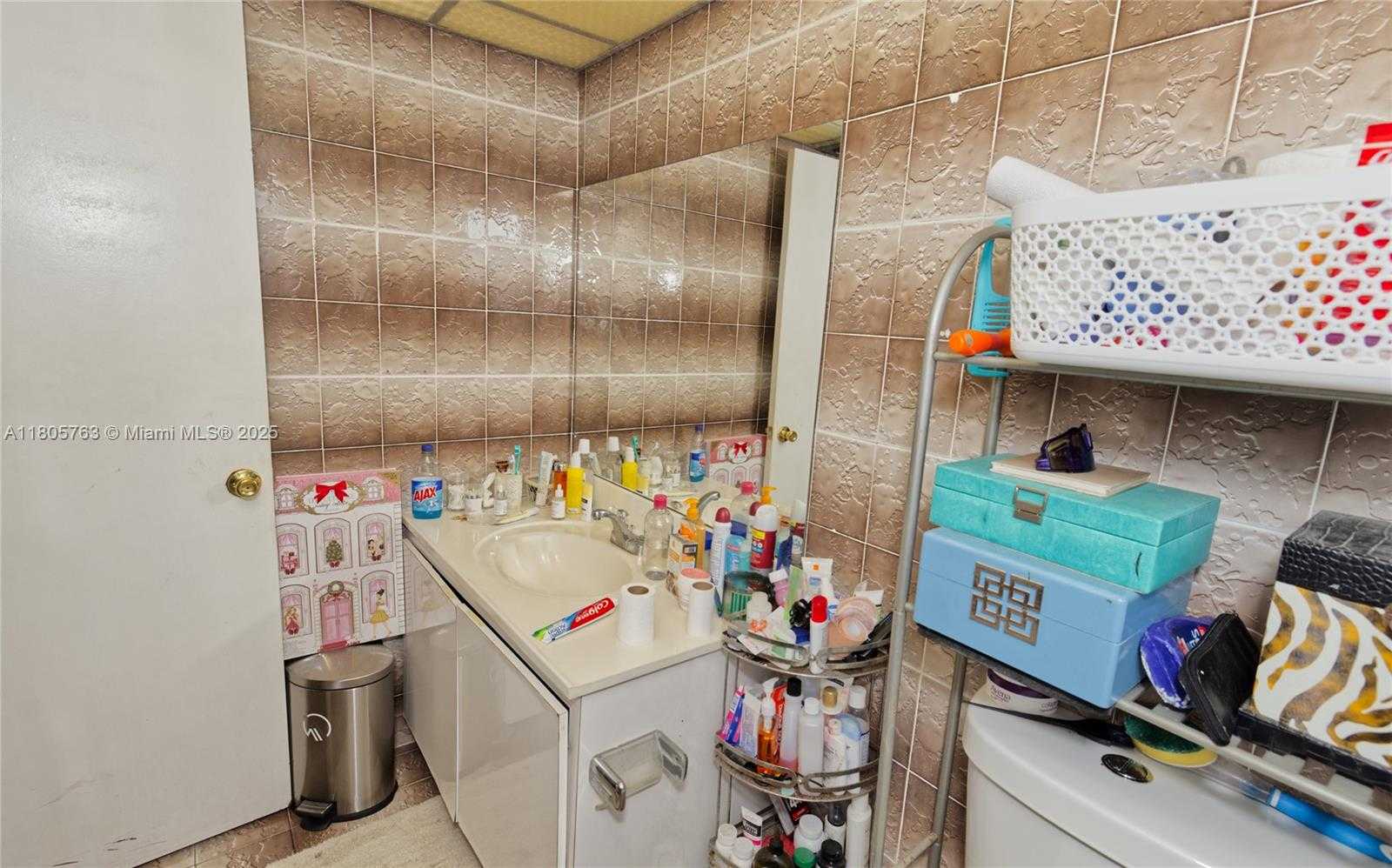 Small Image of 1750 WEST 46TH ST #503, Hialeah Number 15