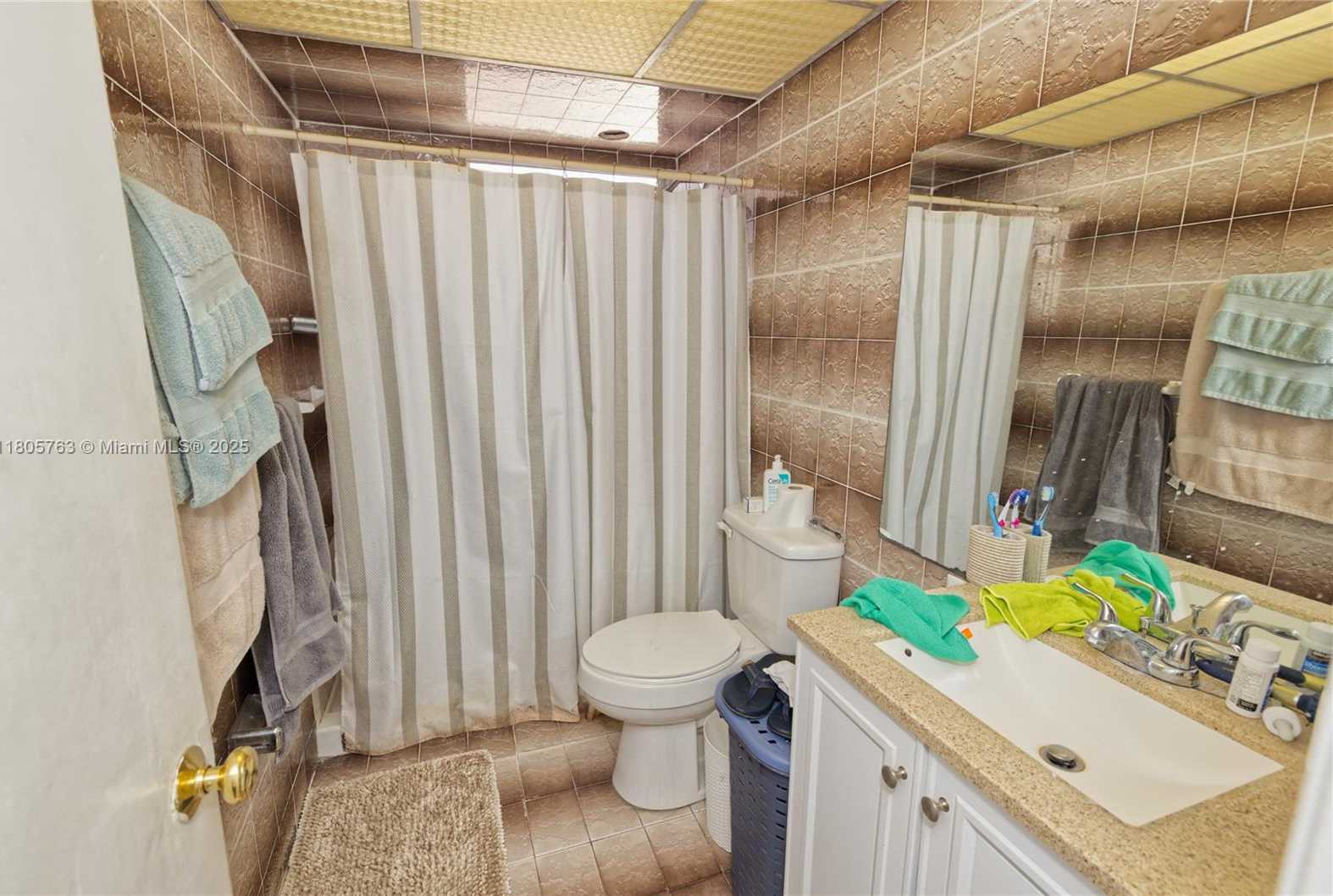 Small Image of 1750 WEST 46TH ST #503, Hialeah Number 17