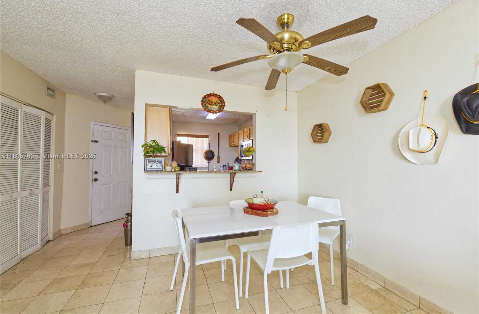 Small Image of 1750 WEST 46TH ST #503, Hialeah Number 6