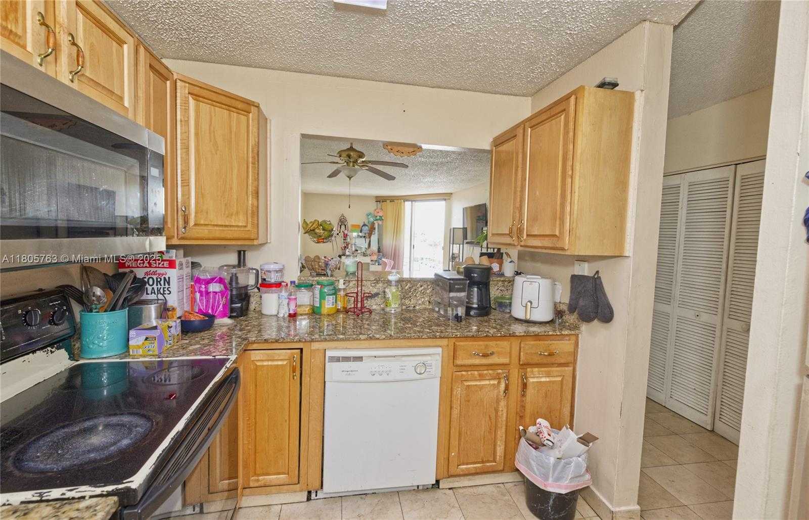 Small Image of 1750 WEST 46TH ST #503, Hialeah Number 9