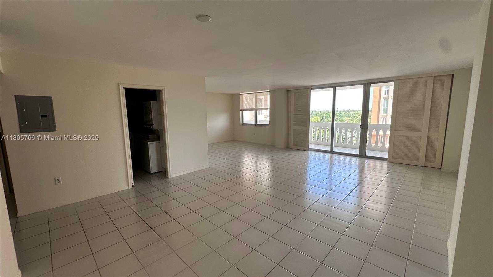 Small Image of 625 BILTMORE WAY #707, Coral Gables Number 13