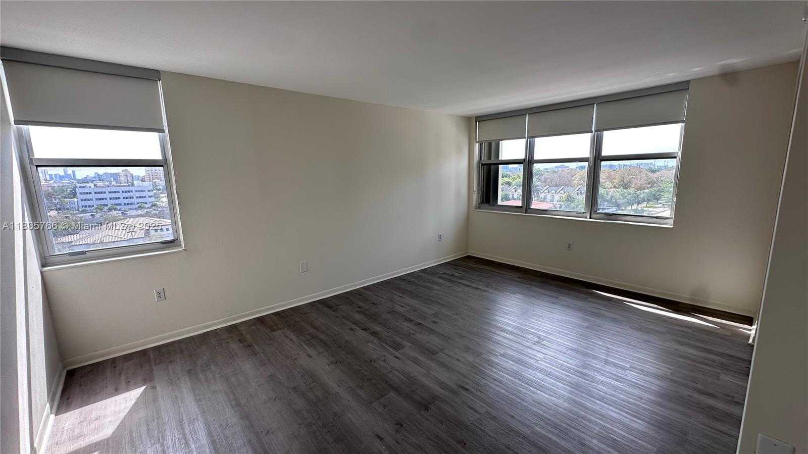 Small Image of 625 BILTMORE WAY #707, Coral Gables Number 19