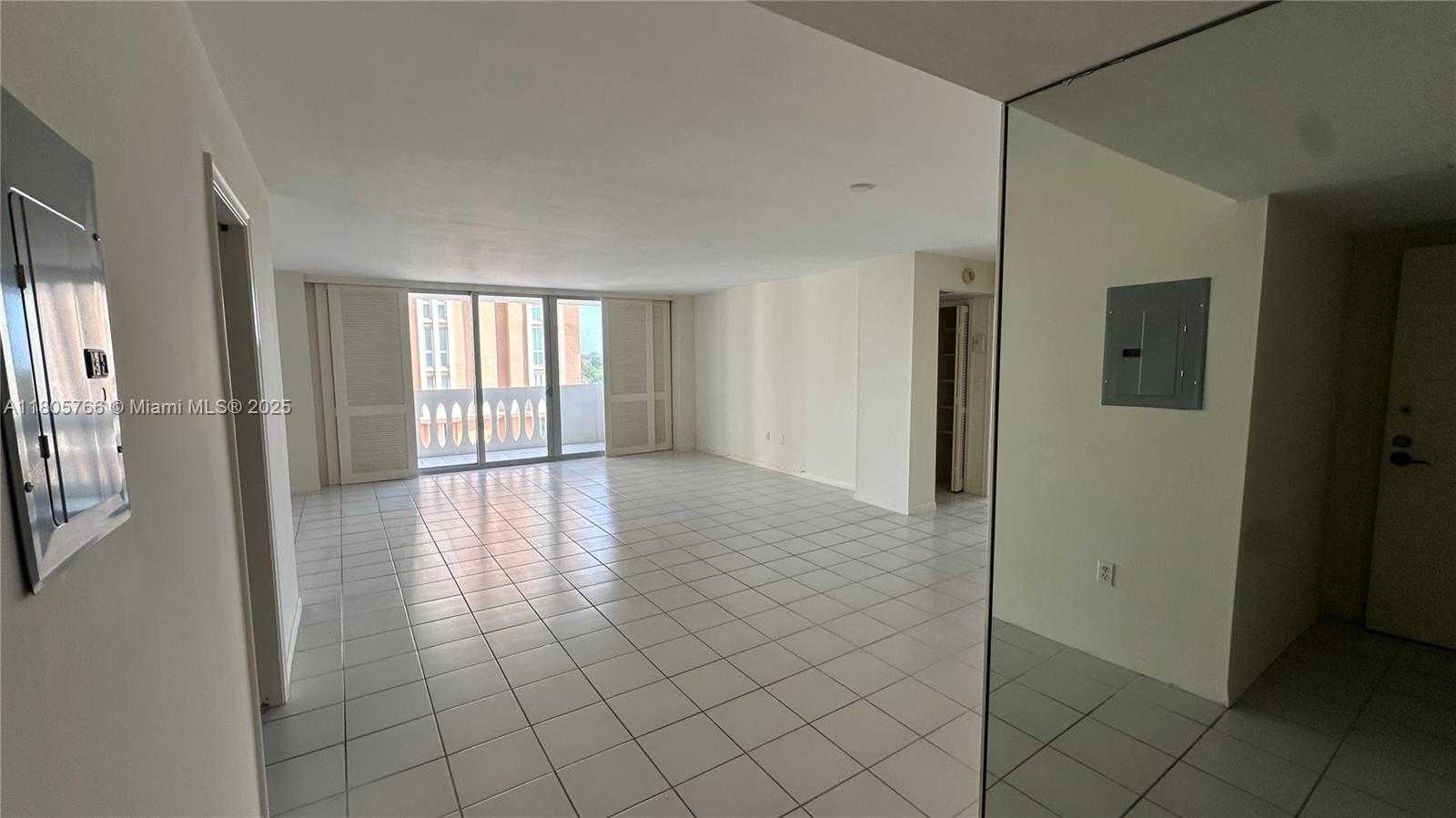 Small Image of 625 BILTMORE WAY #707, Coral Gables Number 21