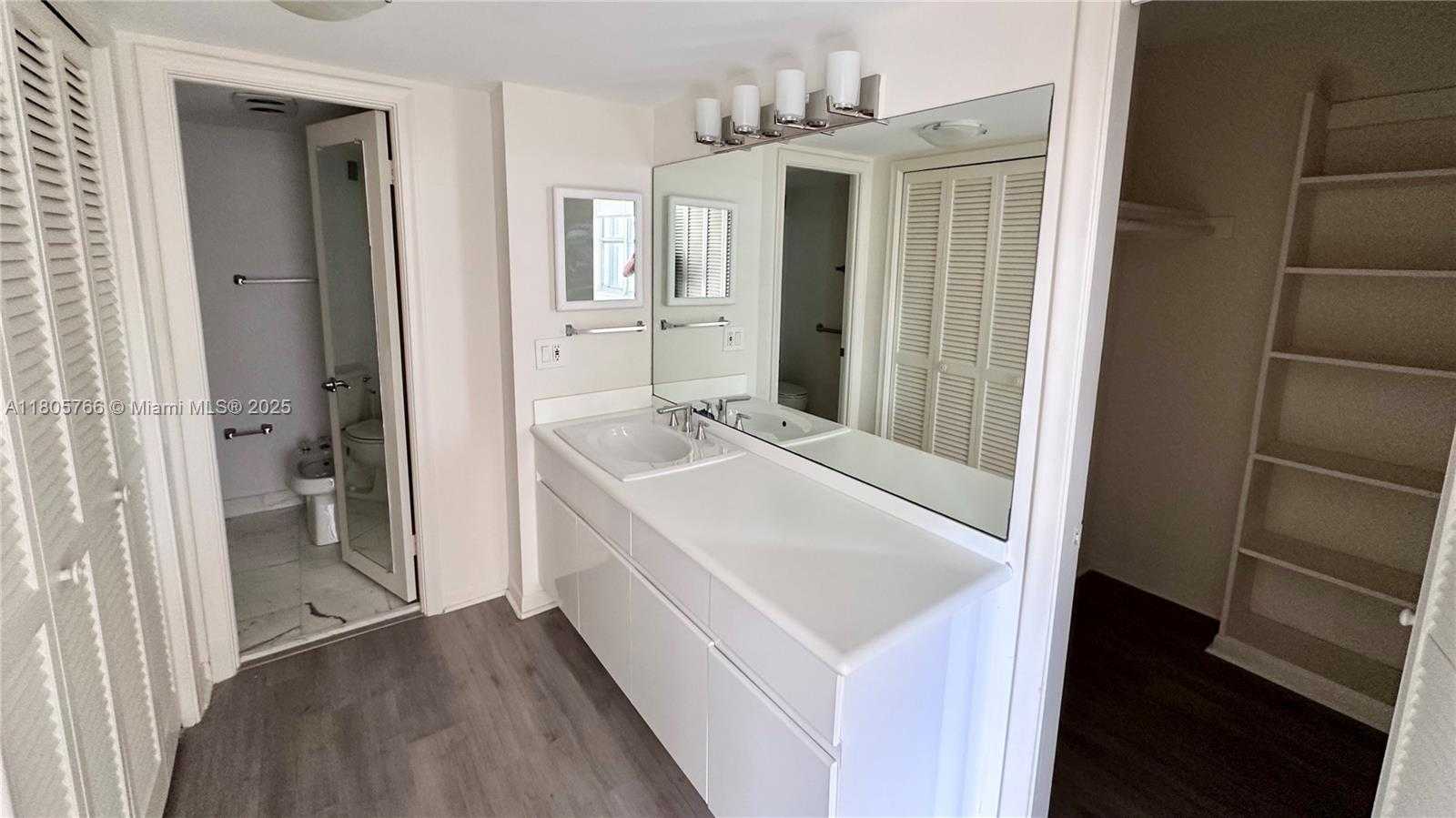 Small Image of 625 BILTMORE WAY #707, Coral Gables Number 27