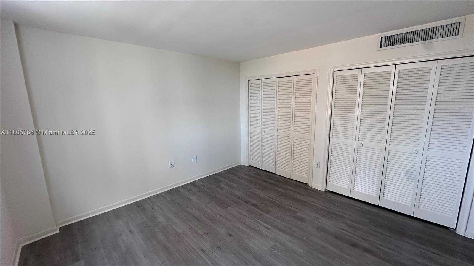 Small Image of 625 BILTMORE WAY #707, Coral Gables Number 30