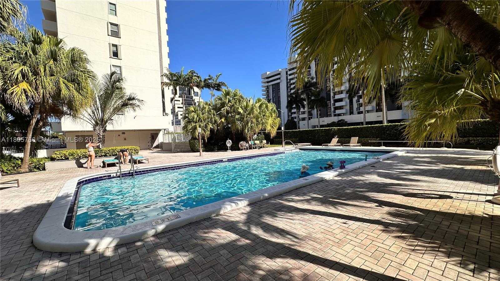 Small Image of 625 BILTMORE WAY #707, Coral Gables Number 32