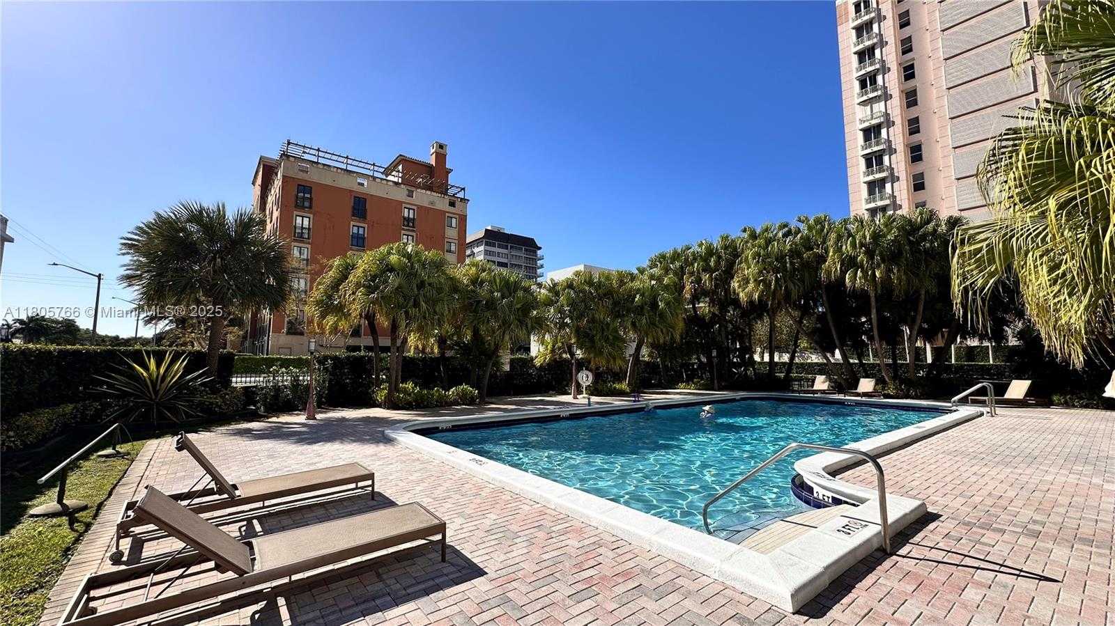Small Image of 625 BILTMORE WAY #707, Coral Gables Number 35