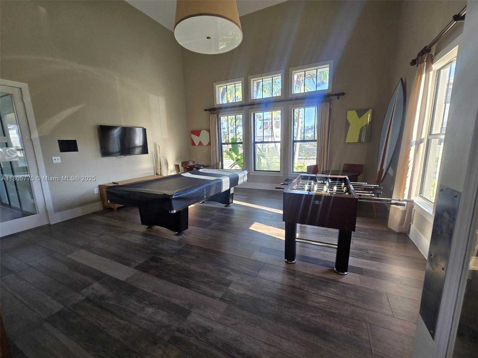 Small Image of 10409 NORTH WEST 61ST LN, Doral Number 37