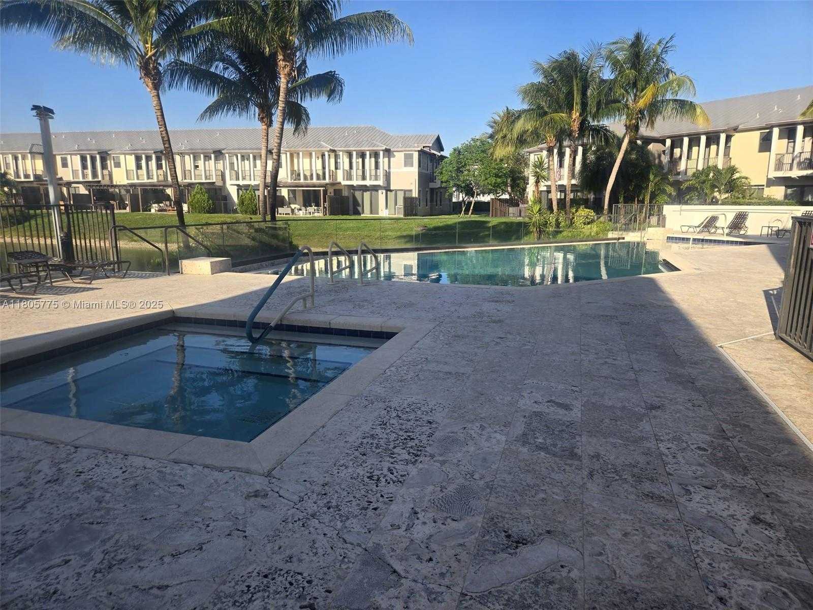 Small Image of 10409 NORTH WEST 61ST LN, Doral Number 40