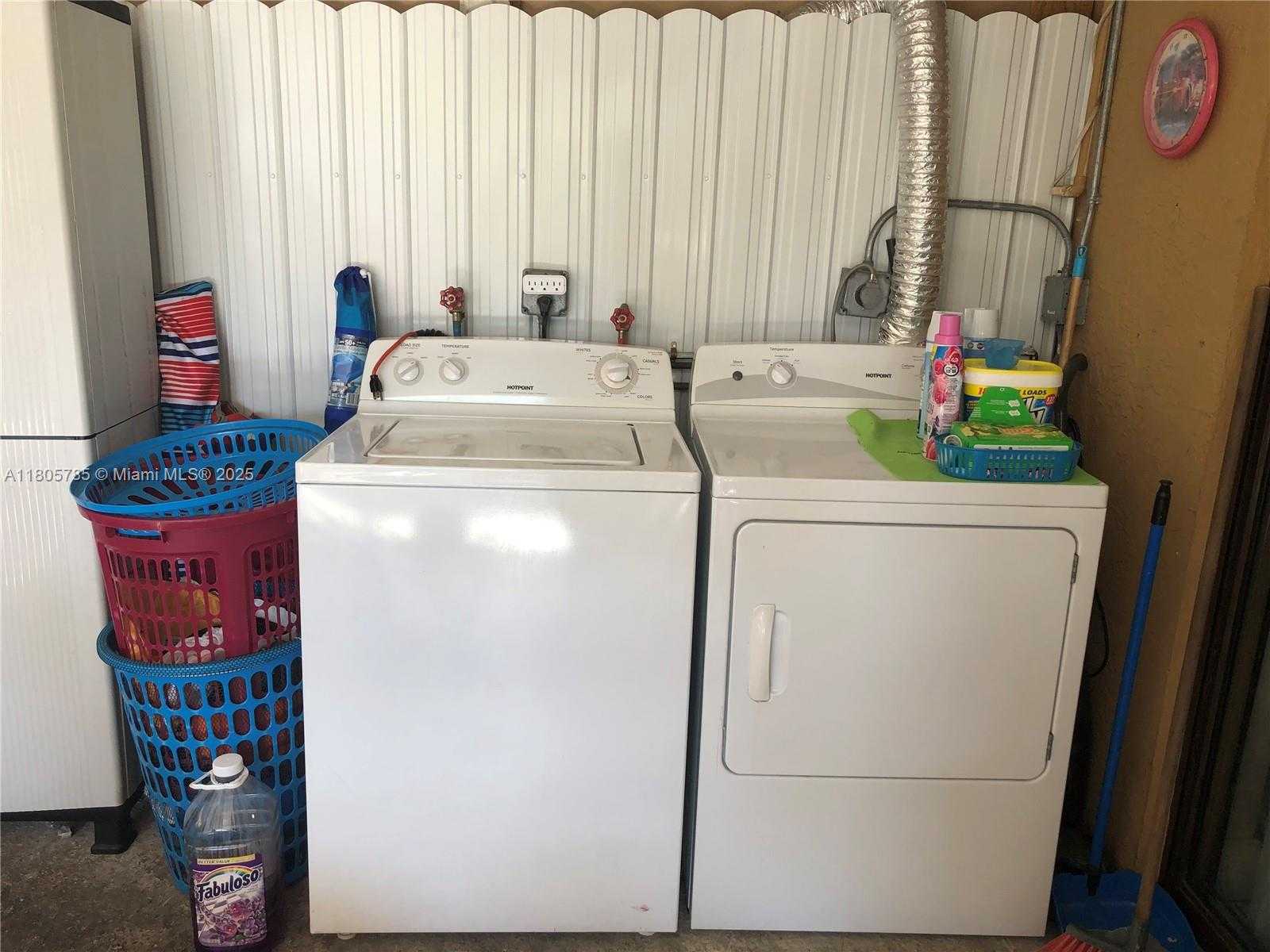 Small Image of 2740 WEST 62ND ST #104, Hialeah Number 14