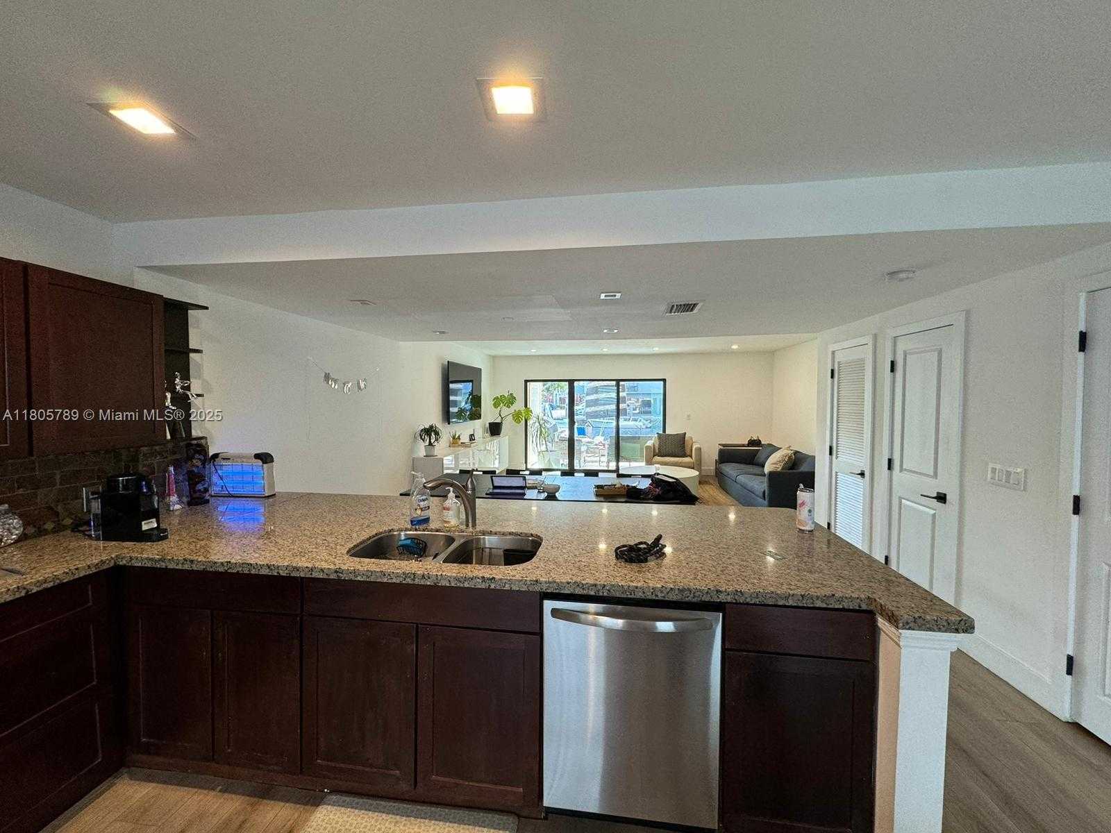 Small Image of 3720 NORTH EAST 167TH ST #39, North Miami Beach Number 4