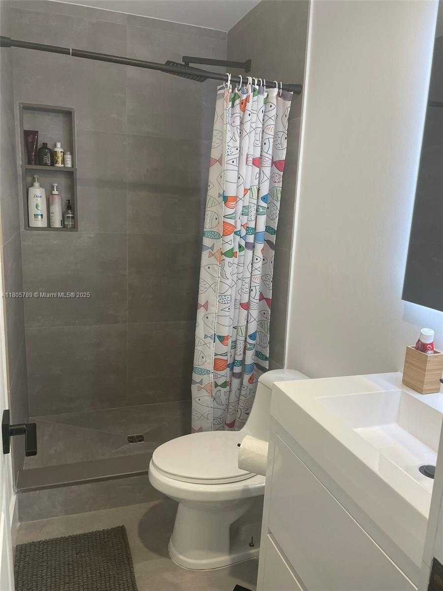 Small Image of 3720 NORTH EAST 167TH ST #39, North Miami Beach Number 8