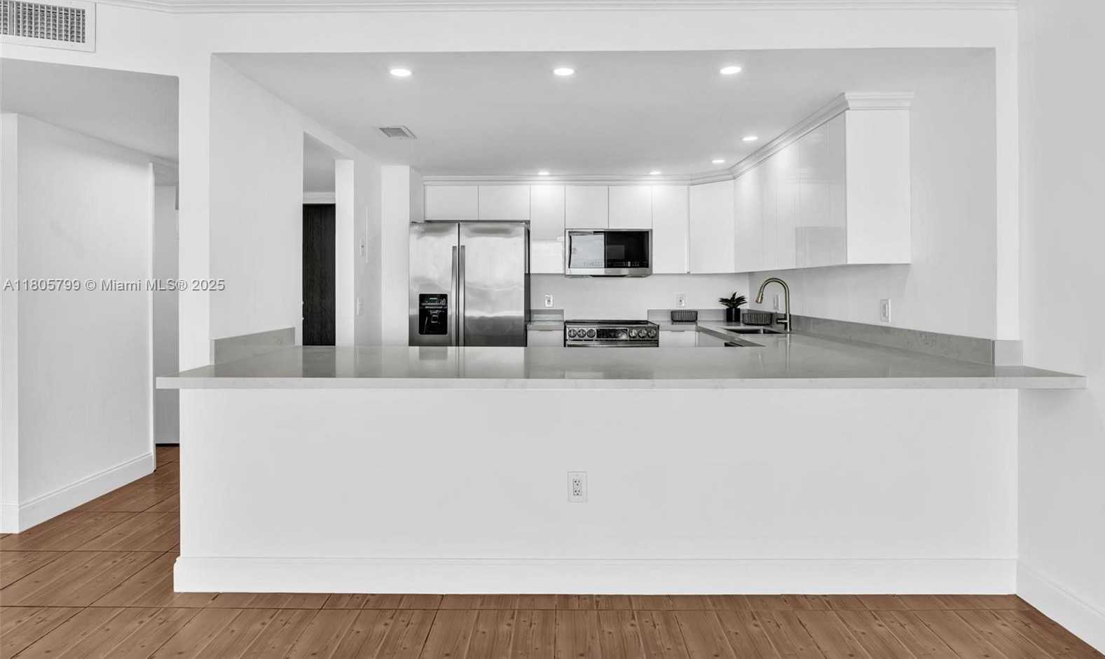 Small Image of 2801 NORTH EAST 183RD ST #1703W, Aventura Number 10