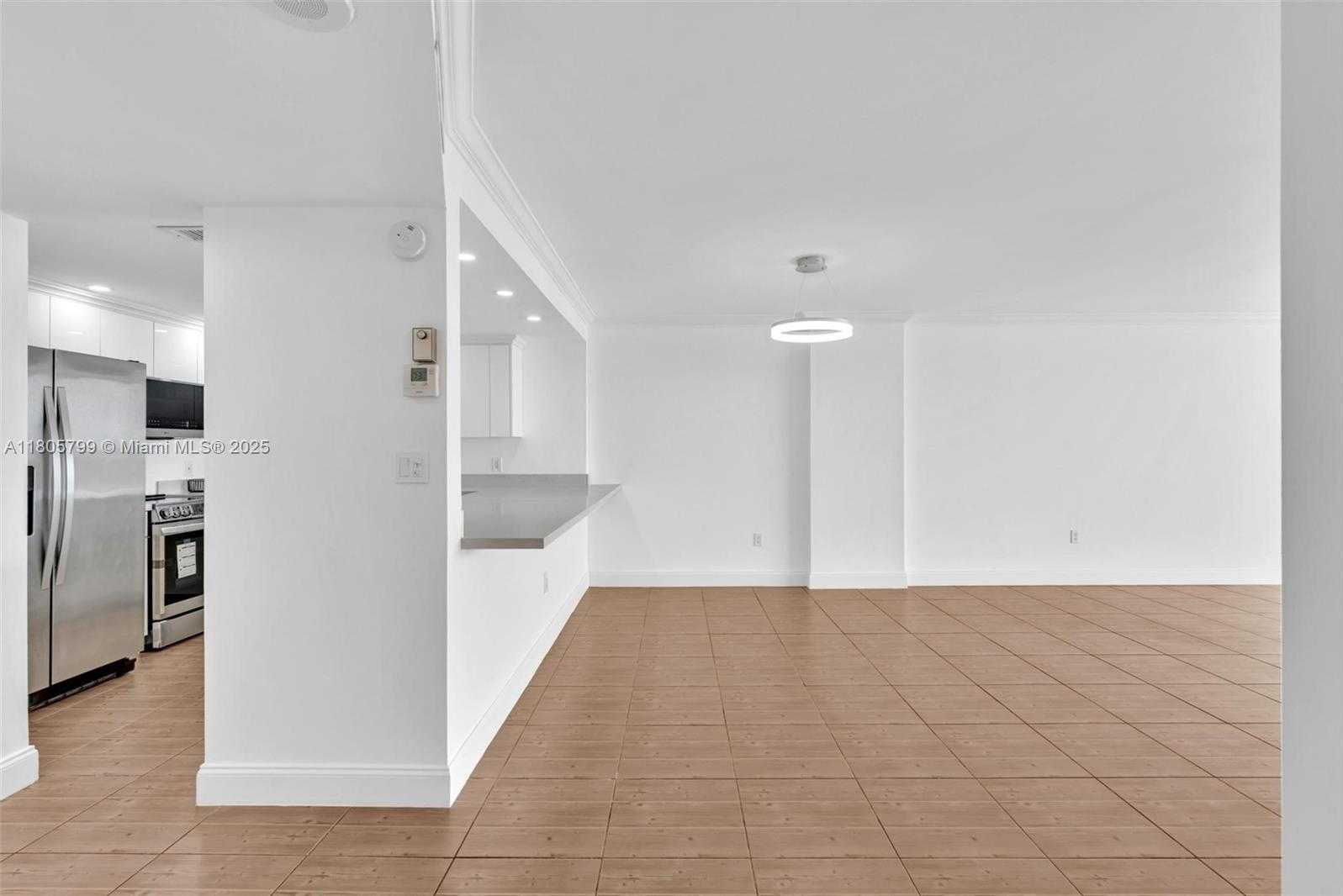 Small Image of 2801 NORTH EAST 183RD ST #1703W, Aventura Number 16