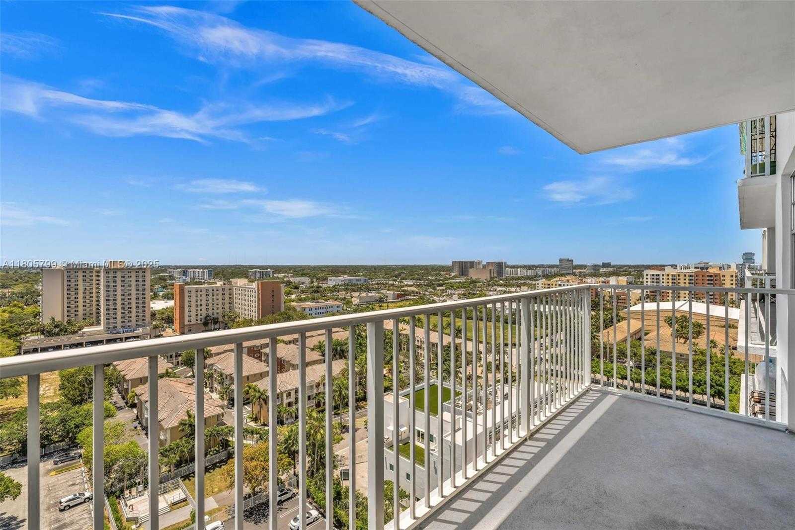 Small Image of 2801 NORTH EAST 183RD ST #1703W, Aventura Number 21