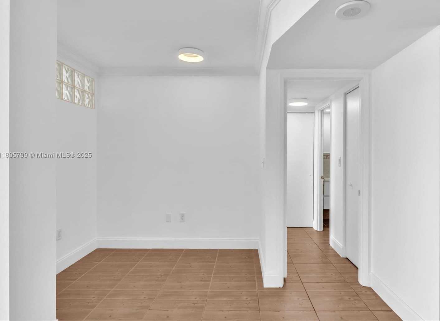 Small Image of 2801 NORTH EAST 183RD ST #1703W, Aventura Number 25