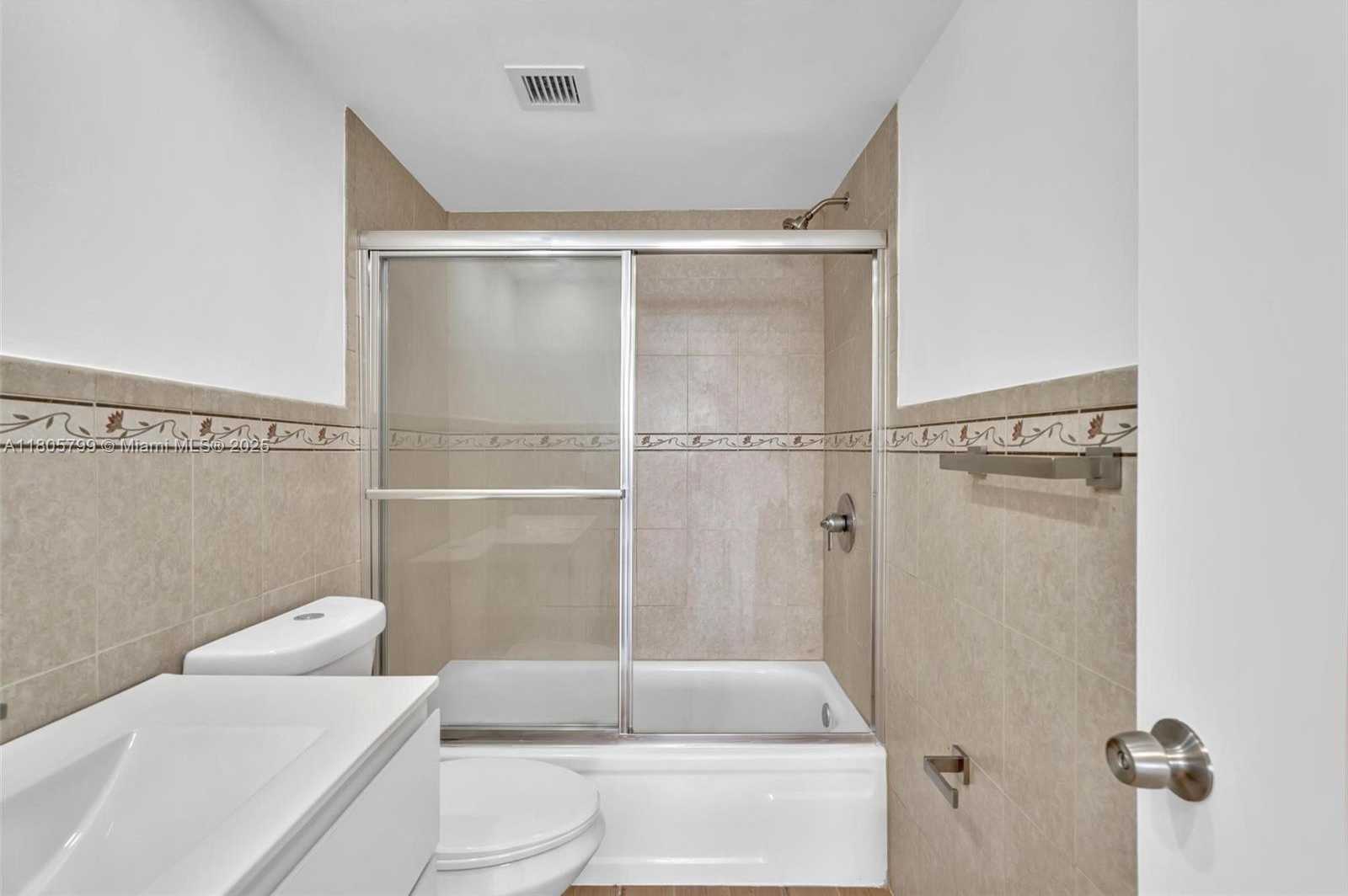 Small Image of 2801 NORTH EAST 183RD ST #1703W, Aventura Number 27