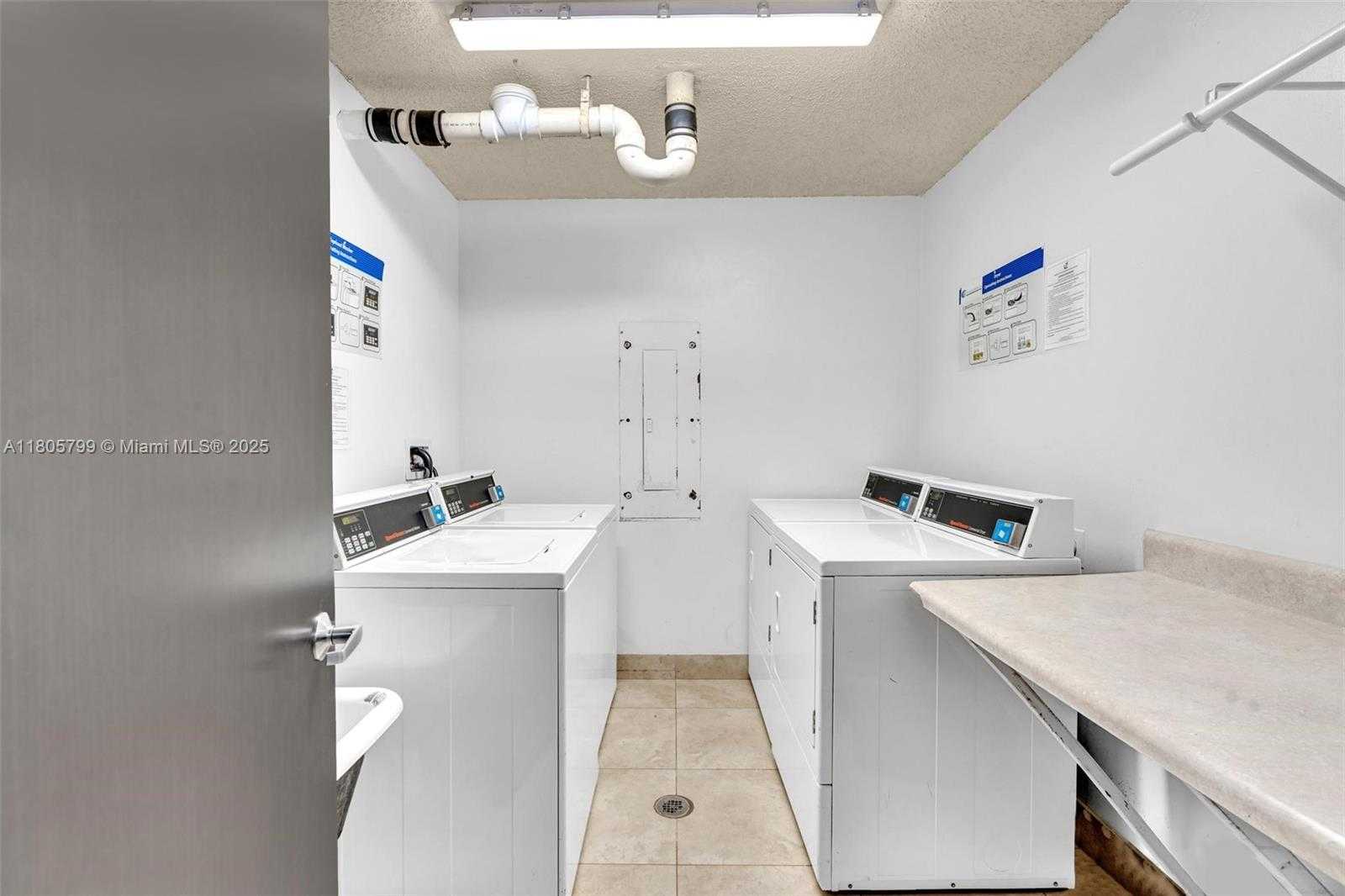 Small Image of 2801 NORTH EAST 183RD ST #1703W, Aventura Number 35