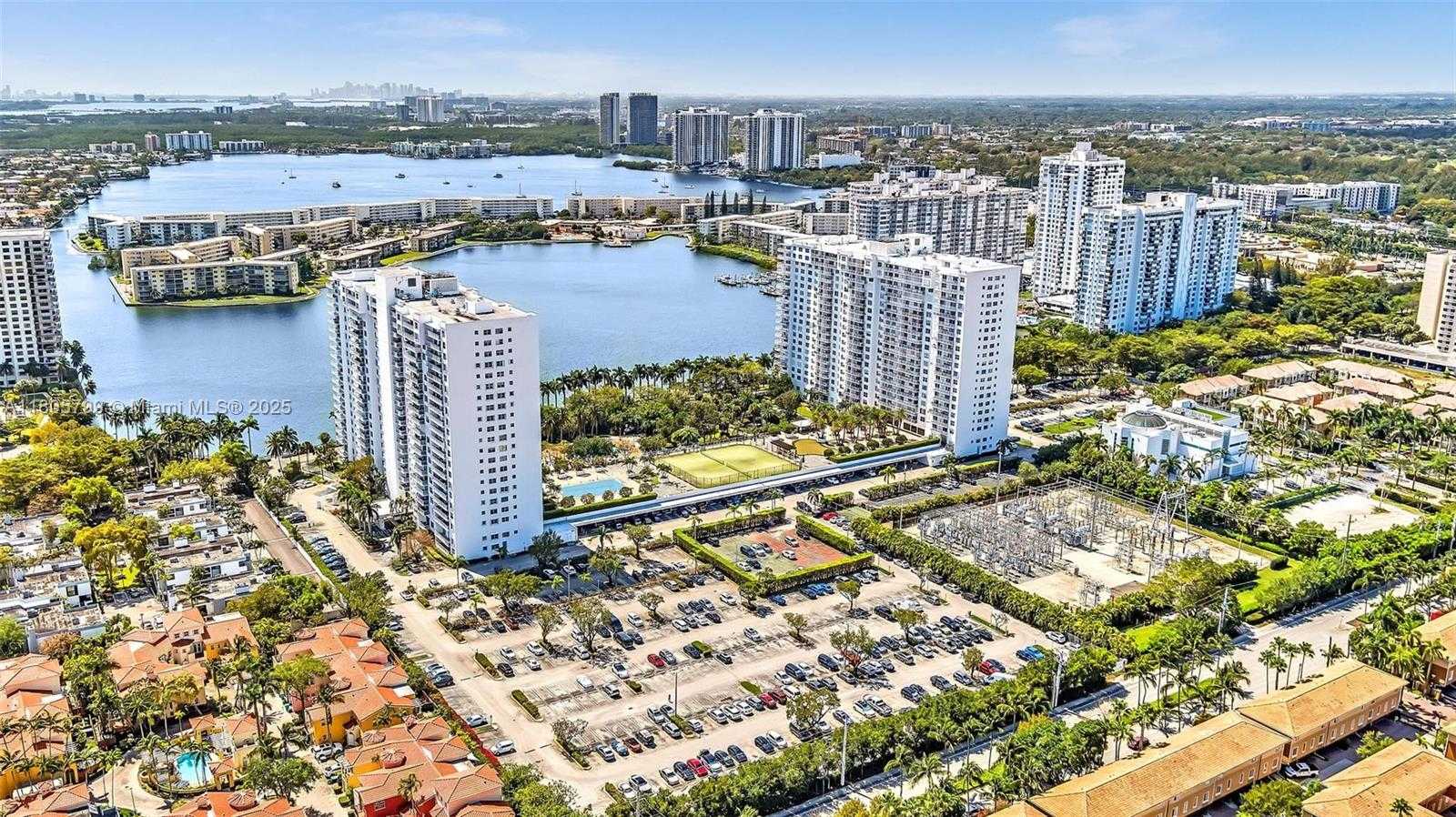 Small Image of 2801 NORTH EAST 183RD ST #1703W, Aventura Number 42