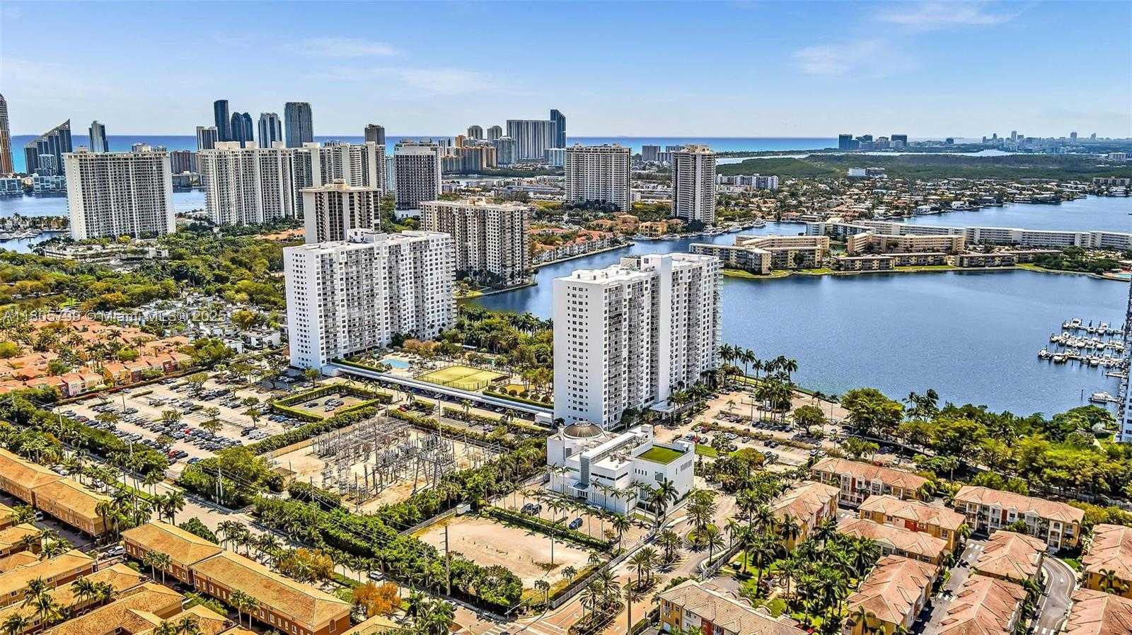 Small Image of 2801 NORTH EAST 183RD ST #1703W, Aventura Number 44