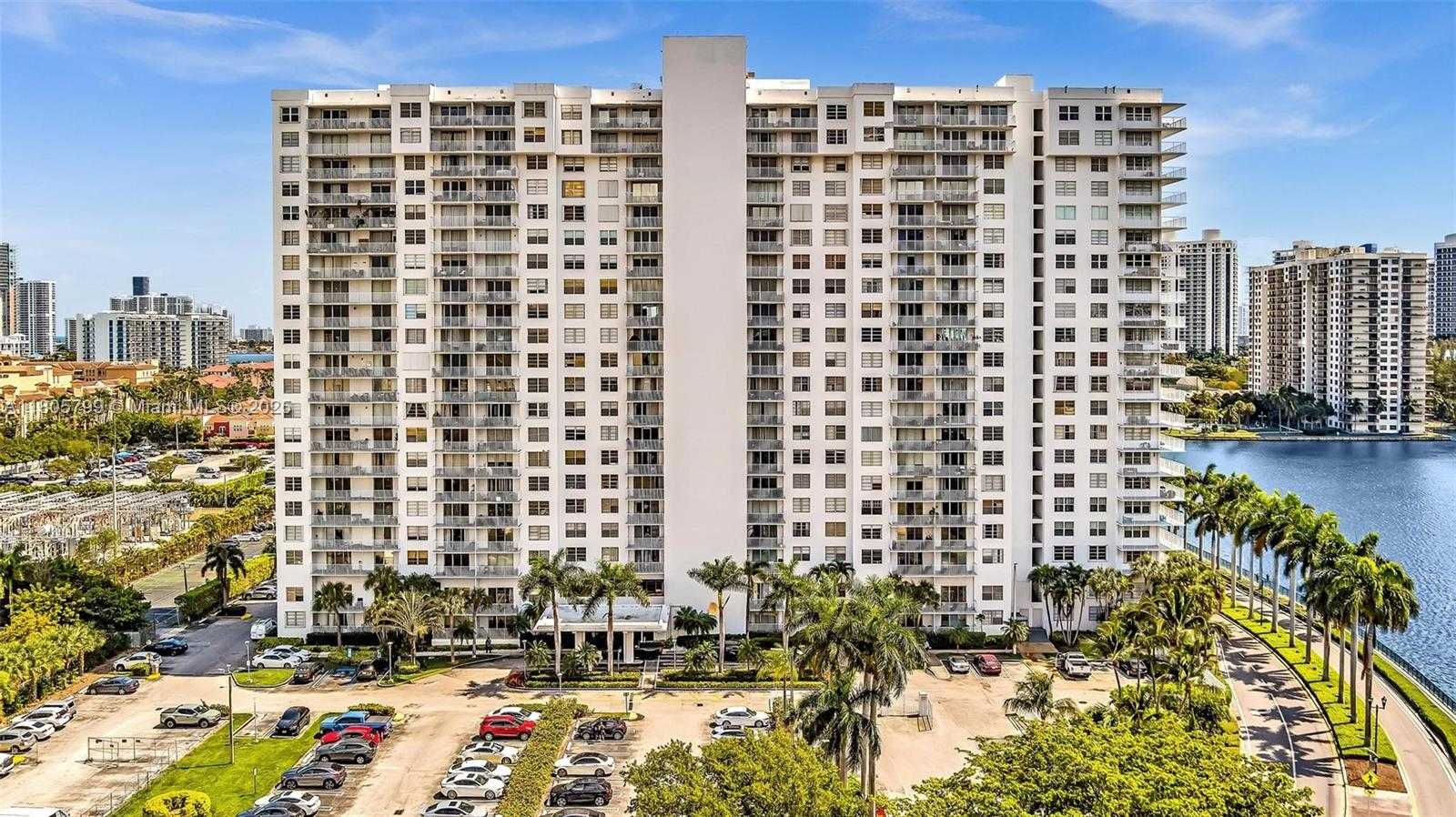 Small Image of 2801 NORTH EAST 183RD ST #1703W, Aventura Number 46
