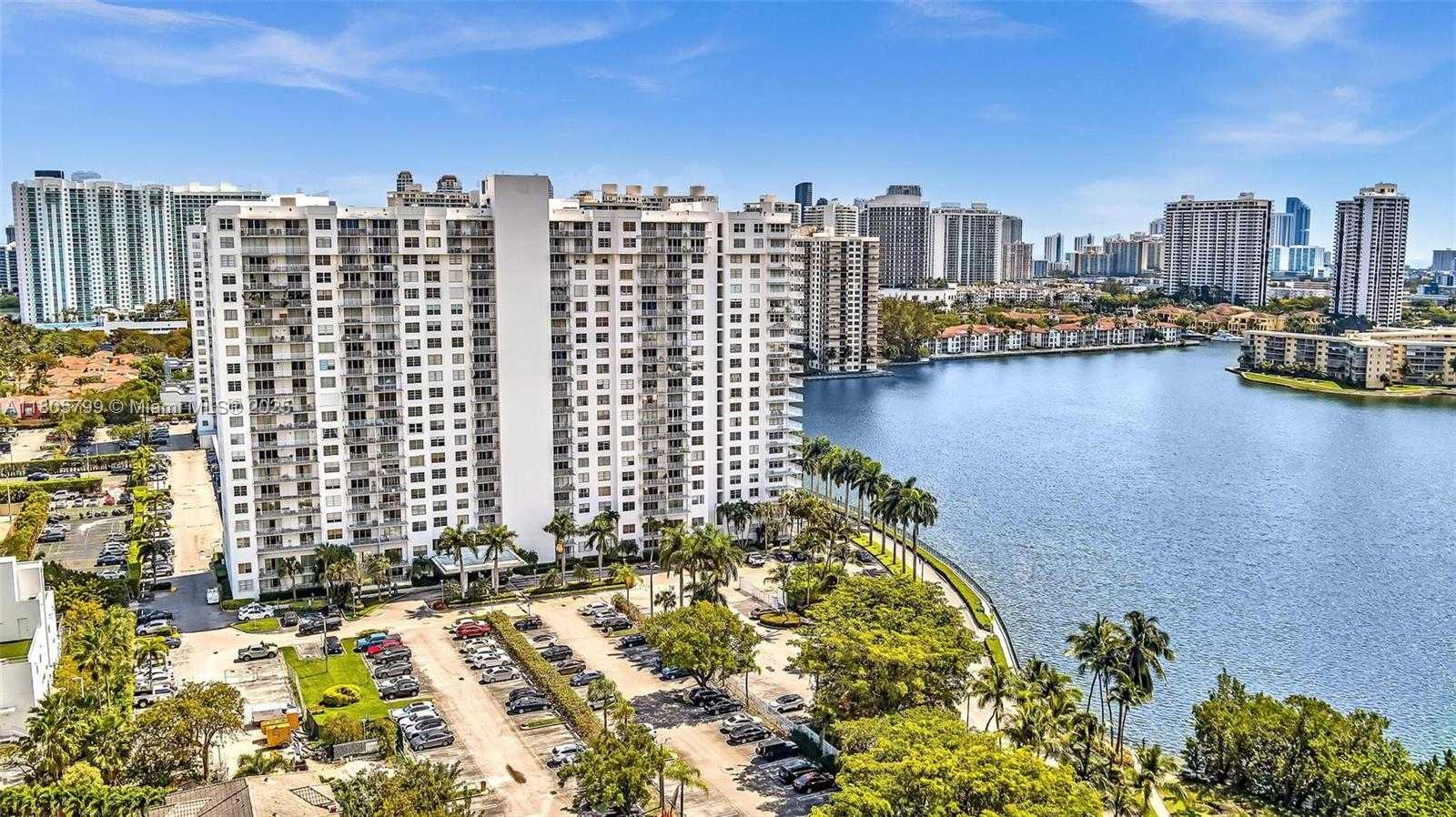 Small Image of 2801 NORTH EAST 183RD ST #1703W, Aventura Number 47