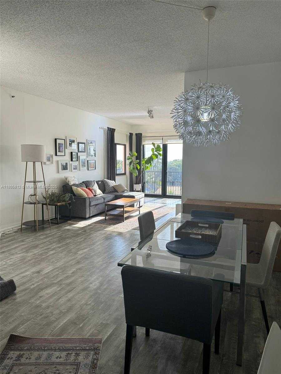 Small Image of 8816 COLLINS AVE #304, Surfside Number 5