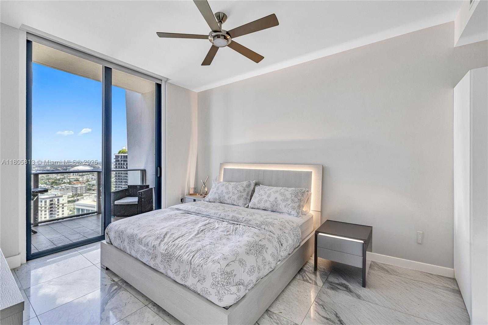 Small Image of 1010 BRICKELL AVE #4809, Miami Number 16