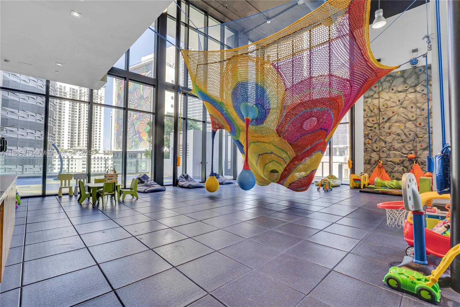 Small Image of 1010 BRICKELL AVE #4809, Miami Number 37