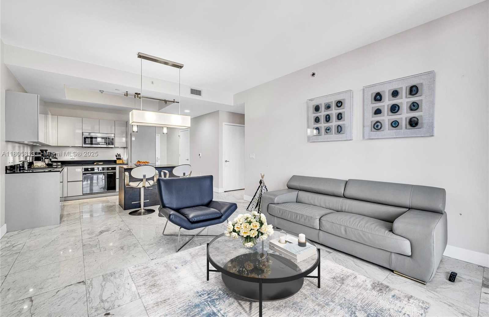 Small Image of 1010 BRICKELL AVE #4809, Miami Number 4