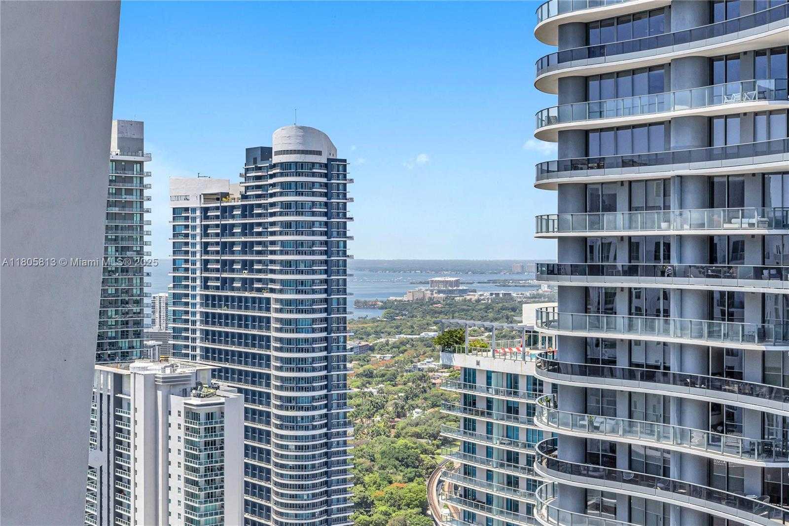 Small Image of 1010 BRICKELL AVE #4809, Miami Number 7