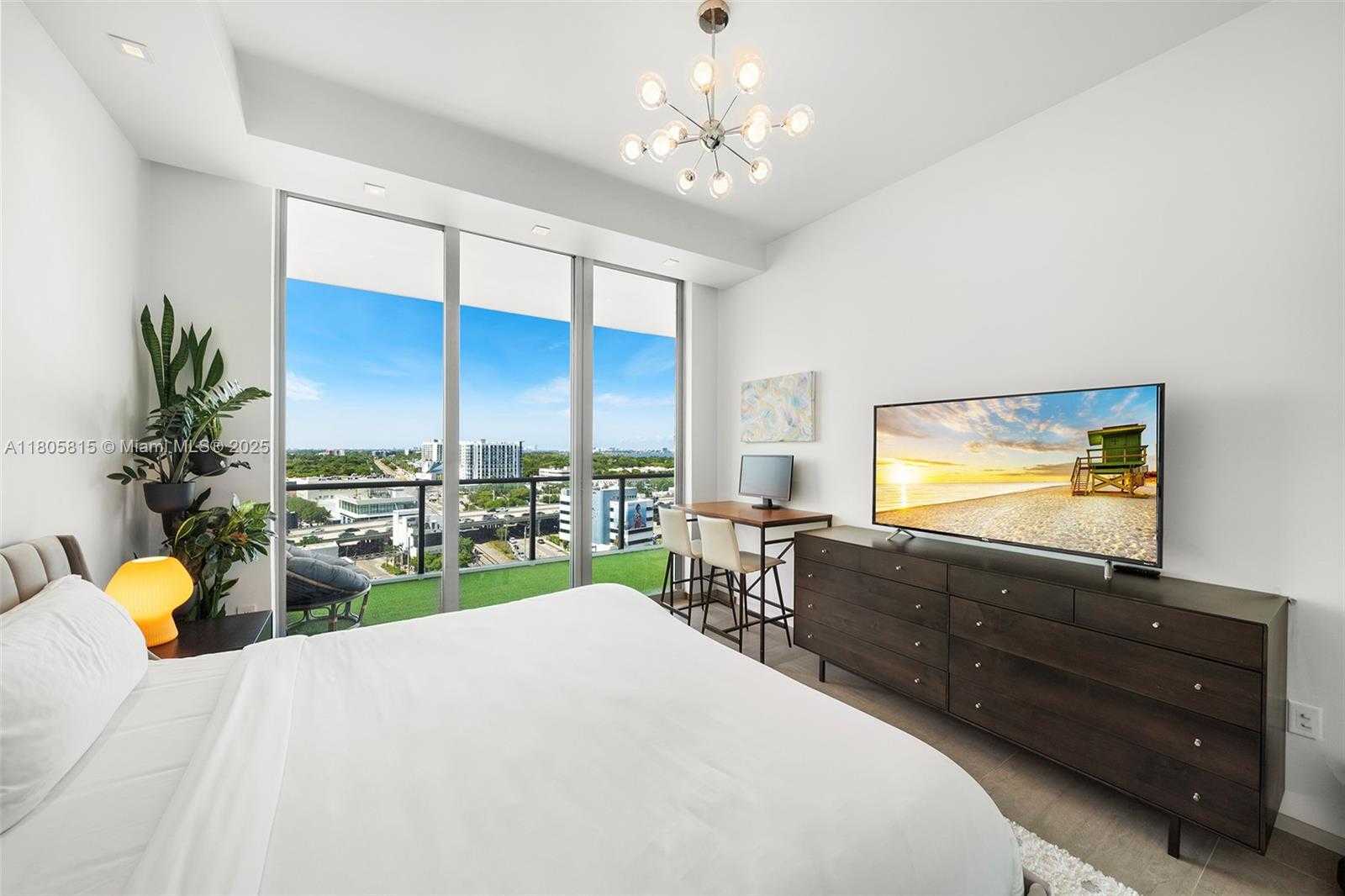 Small Image of 3470 EAST COAST AVE #H1201, Miami Number 35
