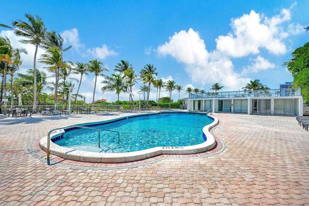 Small Image of 2655 COLLINS AVE #1501, Miami Beach Number 44