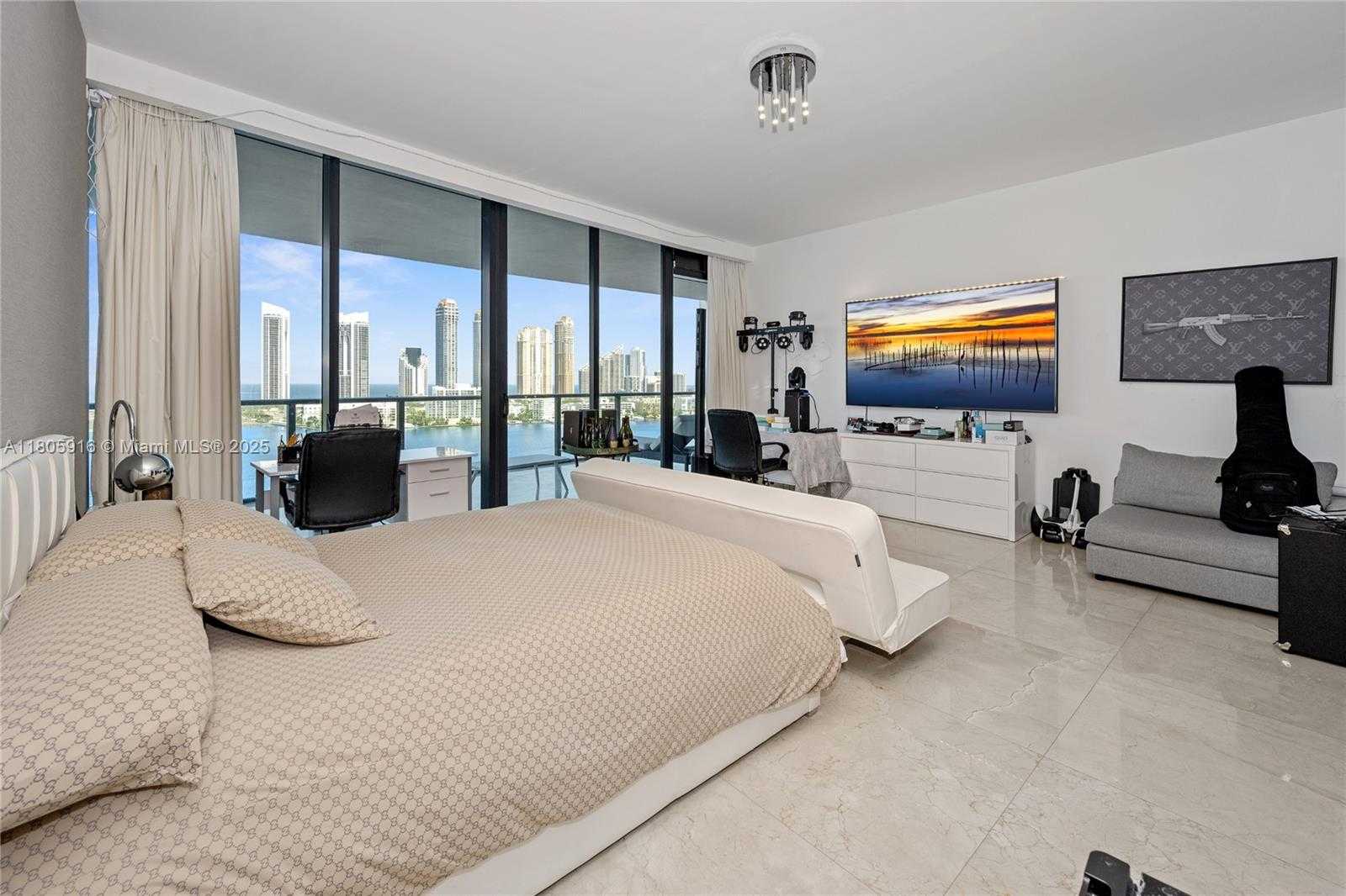 Small Image of 5500 ISLAND ESTATES DR #1404 & 1405N, Aventura Number 22