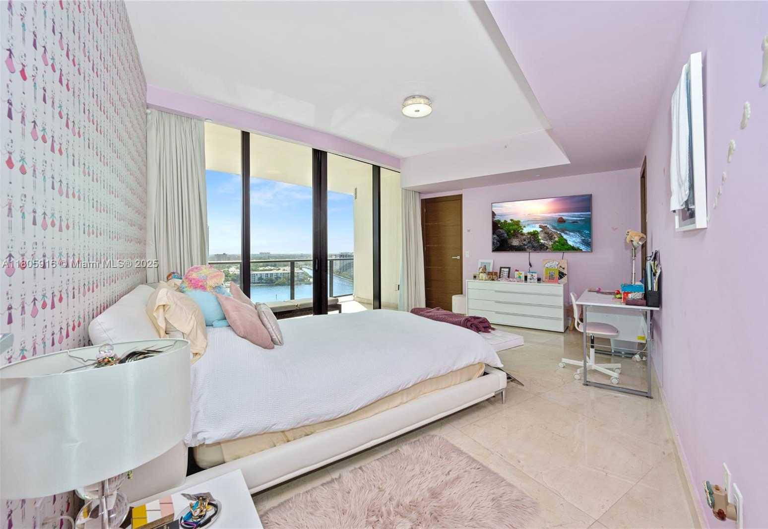 Small Image of 5500 ISLAND ESTATES DR #1404 & 1405N, Aventura Number 26