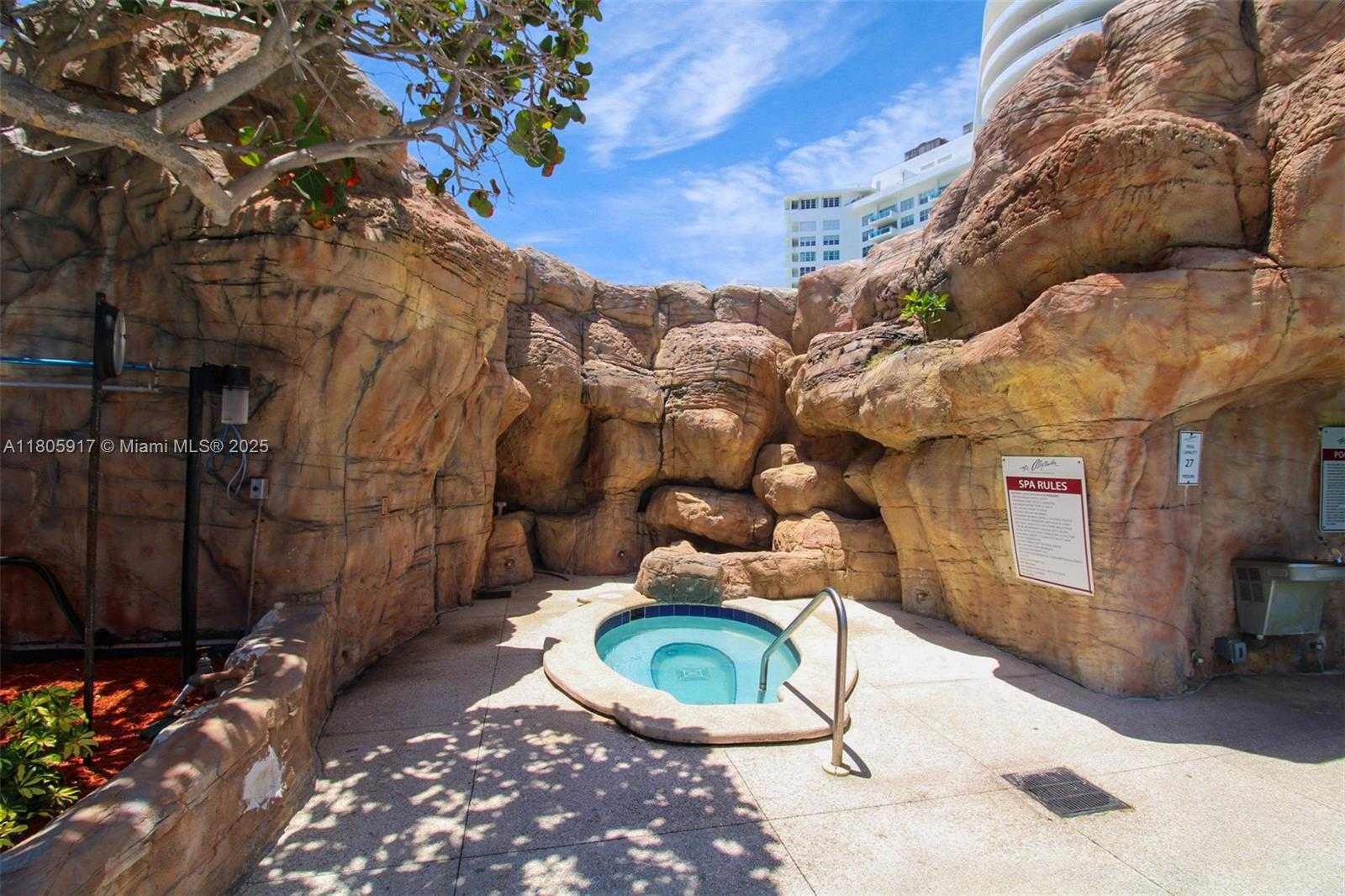 Small Image of 5225 COLLINS AVE #1409, Miami Beach Number 24