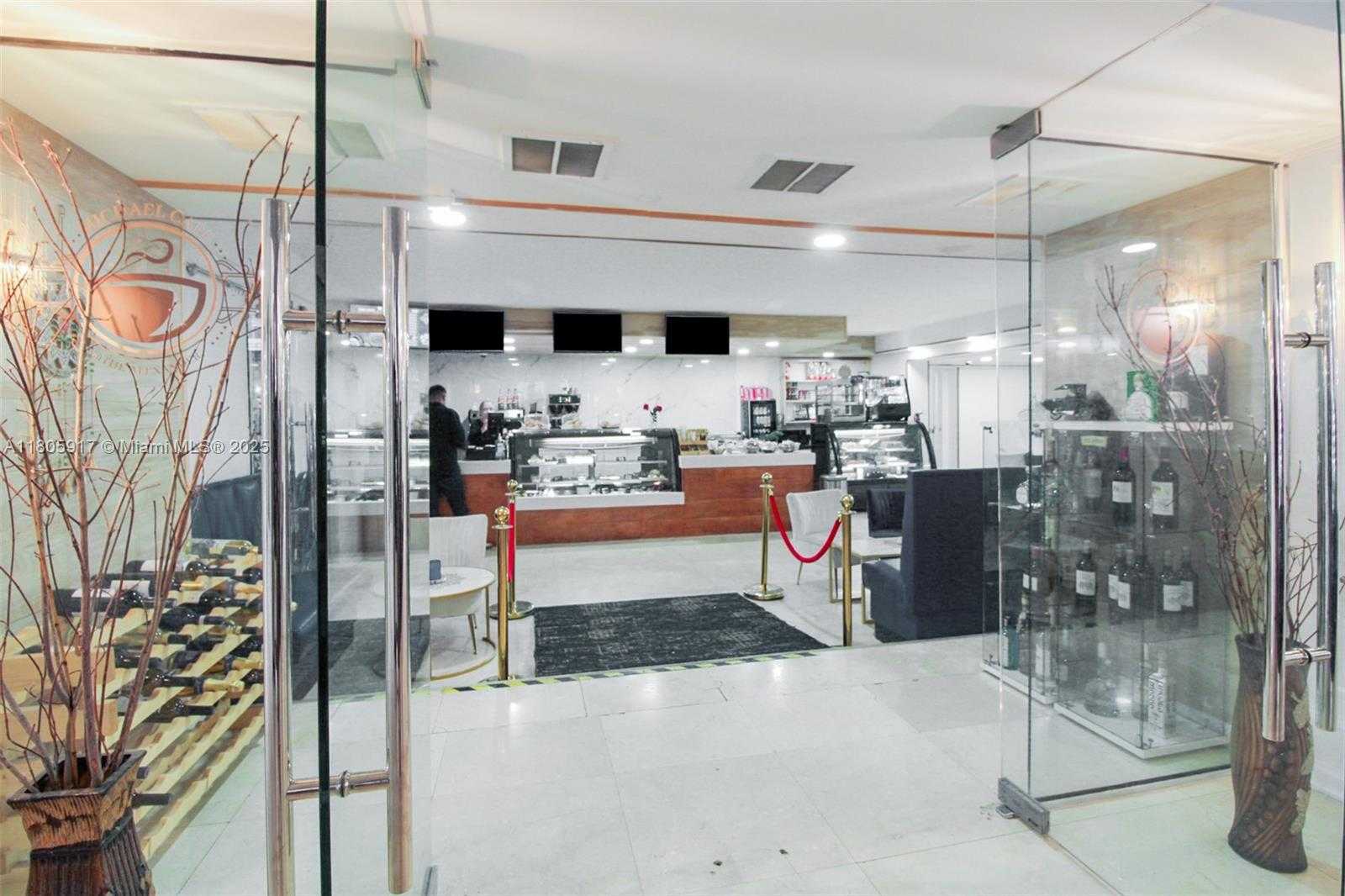 Small Image of 5225 COLLINS AVE #1409, Miami Beach Number 27