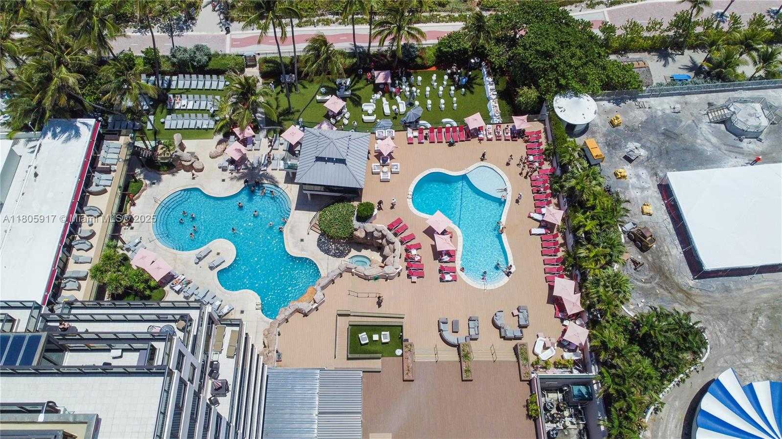 Small Image of 5225 COLLINS AVE #1409, Miami Beach Number 36